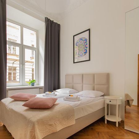 Ground Floor Family Apartment Krakau Exterior foto