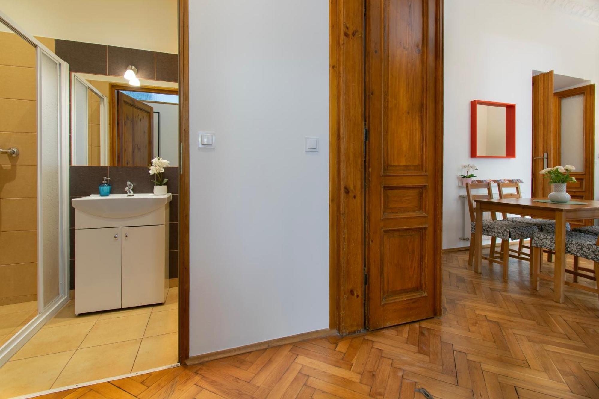 Ground Floor Family Apartment Krakau Exterior foto